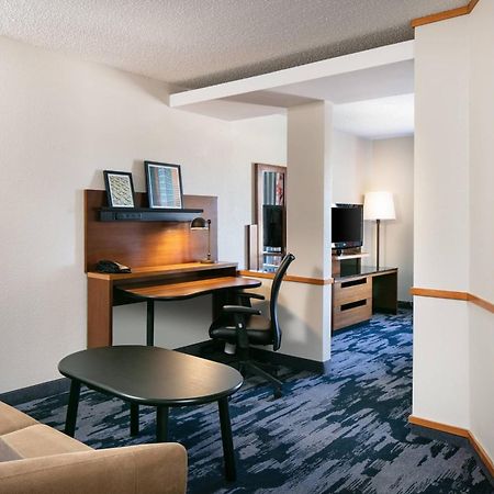 Fairfield Inn & Suites By Marriott Tulsa Central Ngoại thất bức ảnh