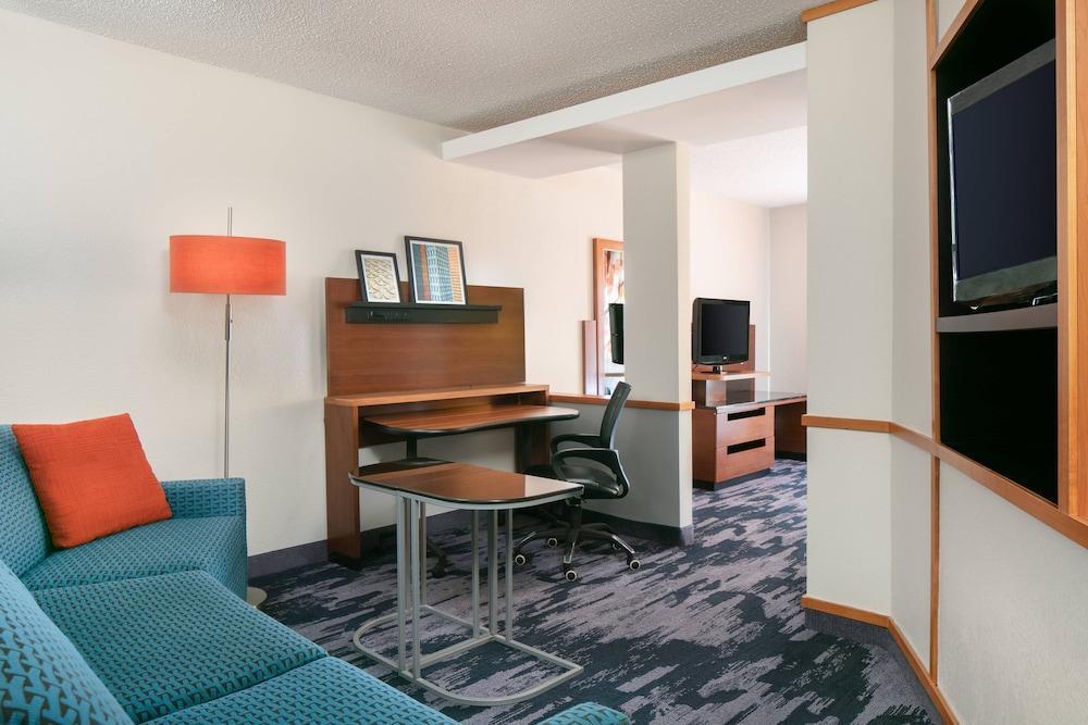 Fairfield Inn & Suites By Marriott Tulsa Central Ngoại thất bức ảnh